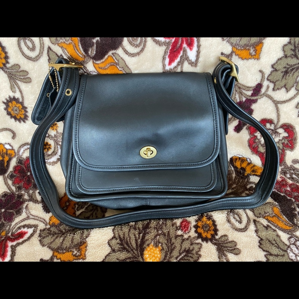 Vintage Coach Rambler shoulder bag